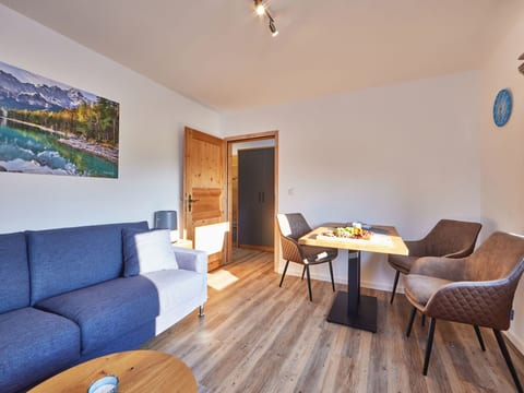 Appartement in Garmisch-Partenkirchen mit Großem Balkon