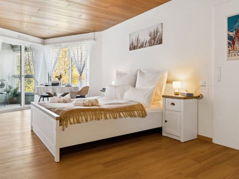 Lake View Studio