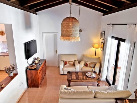 Komfortables Ferienhaus in Corralejo mit privatem Garten und beheiztem Pool