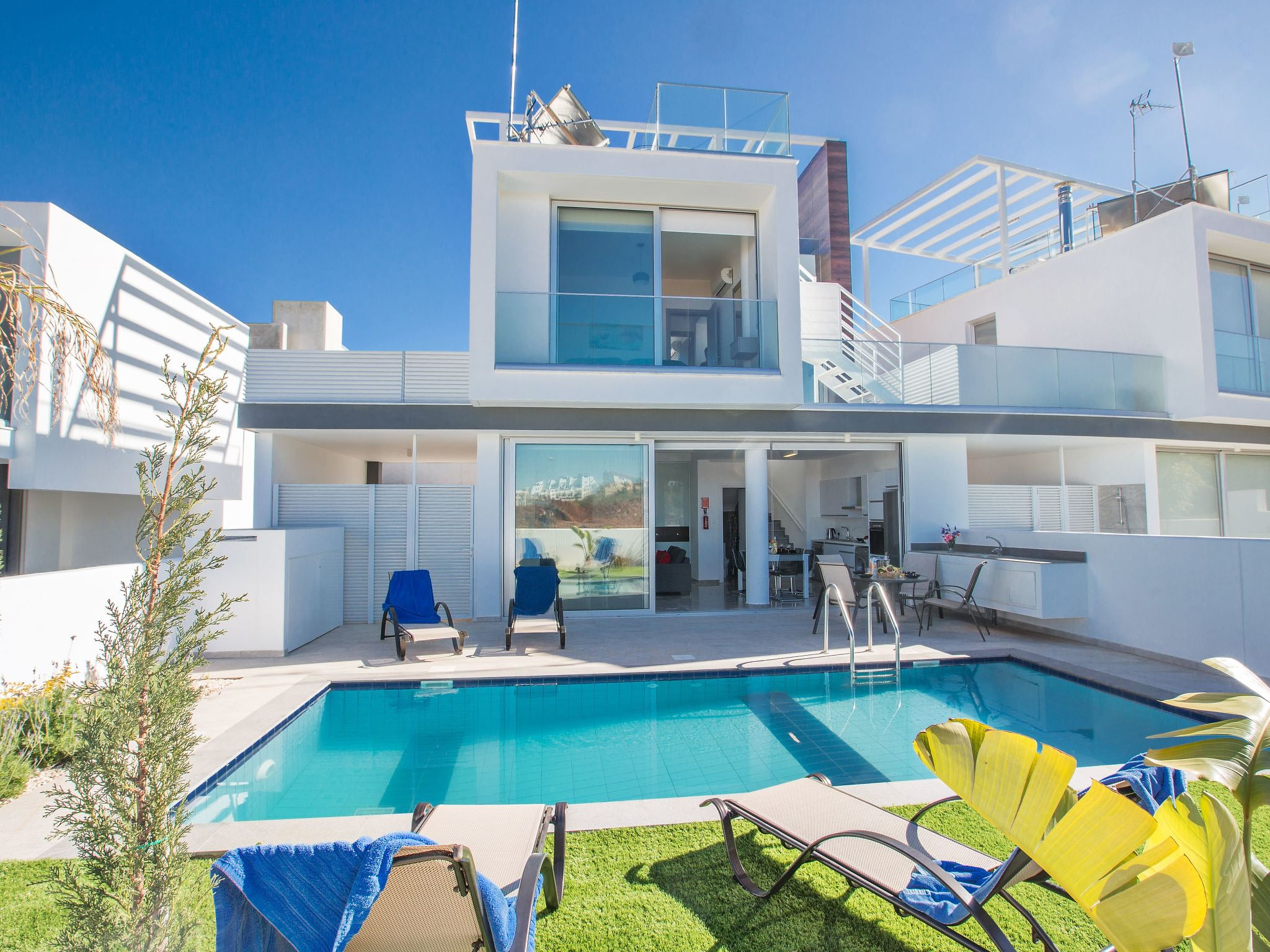Protaras Olivine Villa mit Pool und einem Dachgarten