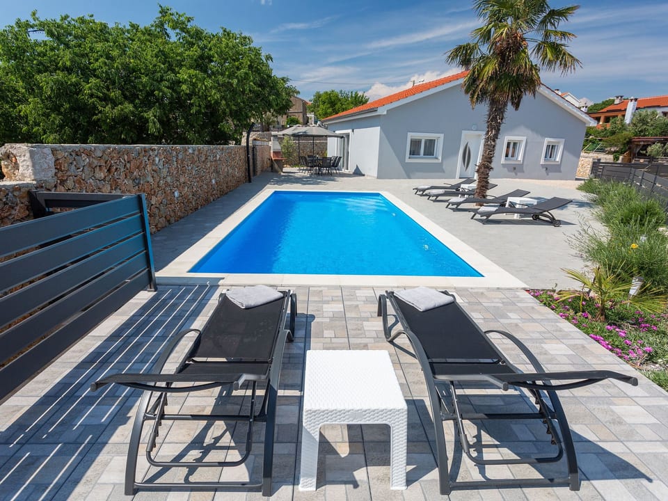 Villa Mia mit privatem Pool - Garica