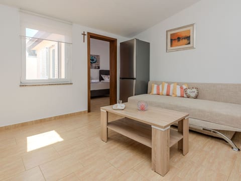 Apartment Tukara 2