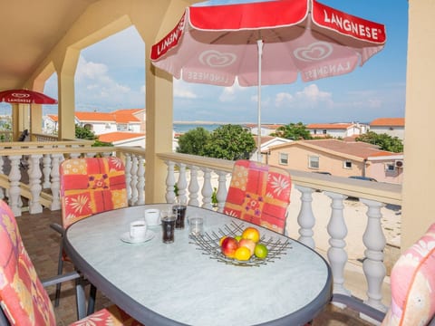 Apartment Delic Pejic 3