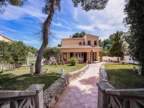 mit Privatpool für 5 Personen  + 1 Kind ca. 210 m&sup2; in Cala Pi, Balearen (M