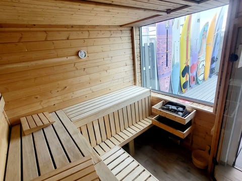 Seehaus Pippa mit Sauna und Whirlpool direkt am See