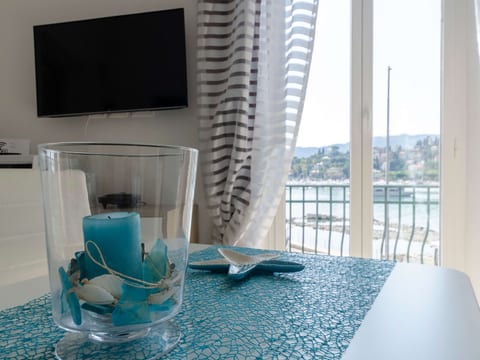 Wohnung mit Meerblick und privater Garage