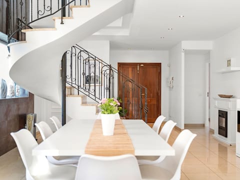 Villa SOL FELOSTAL, 130m zum Strand, nahe Airport und Palma Zentrum