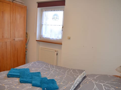 Gemütliche Wohnung in Berghäuser mit Kleinem Garten