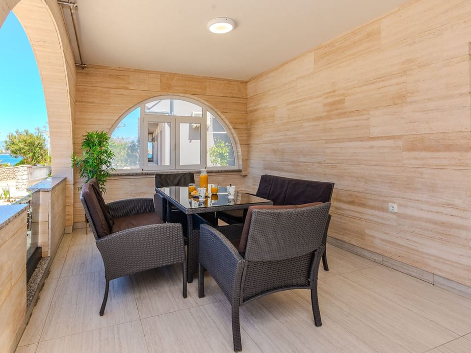 Apartment Lucica 1 - Vir
