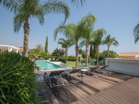 4-Schlafzimmer-Villa mit Pool im Zentrum von Protaras