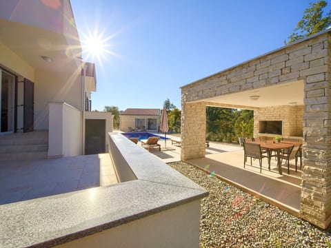Villa "Adria" mit Garten, Grill und Terrasse