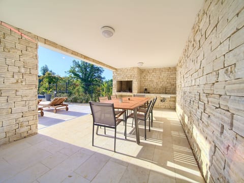 Villa "Adria" mit Garten, Grill und Terrasse