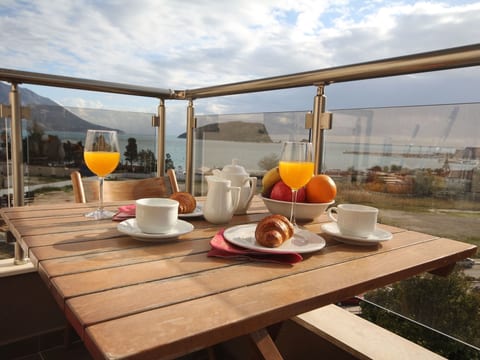 für 4 Personen ca. 45 m² in Budva, Adriaküste Montenegro (Küste um Budva)