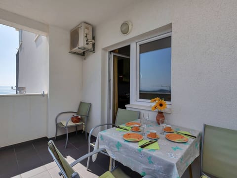 Wunderschöne Wohnung in Zelenka mit Gemeinschaftspool
