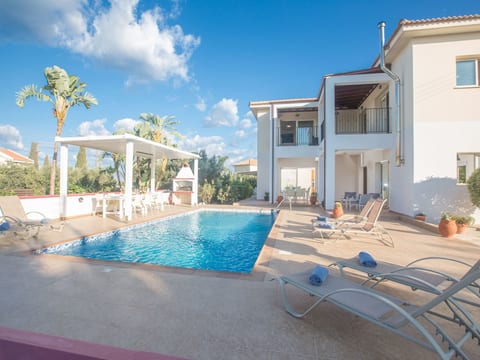 Private 3-Schlafzimmer-Villa mit Hochgeschwindigkeits-Internet