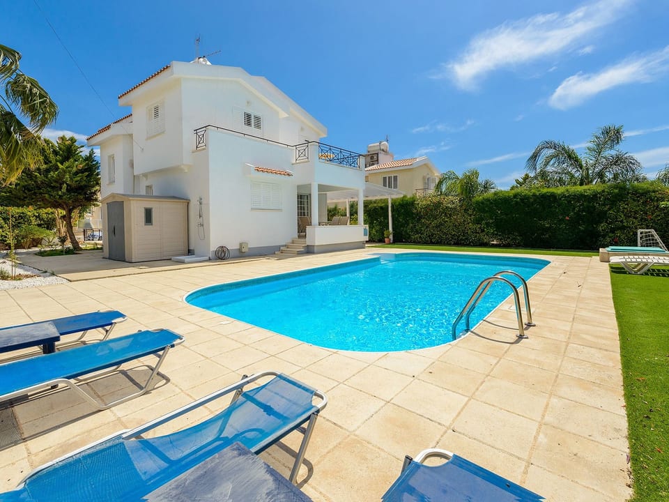 4-Schlafzimmer-Villa mit privatem Pool in Ayia Napa - Protaras