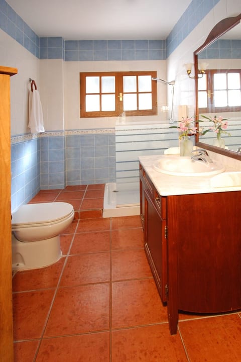 Villa Los Pinos, Beheizter Pool, Wifi, AC, BBQ