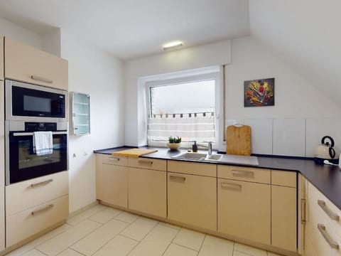 Helle Familienfreundliche Barrierefreie Wohnung