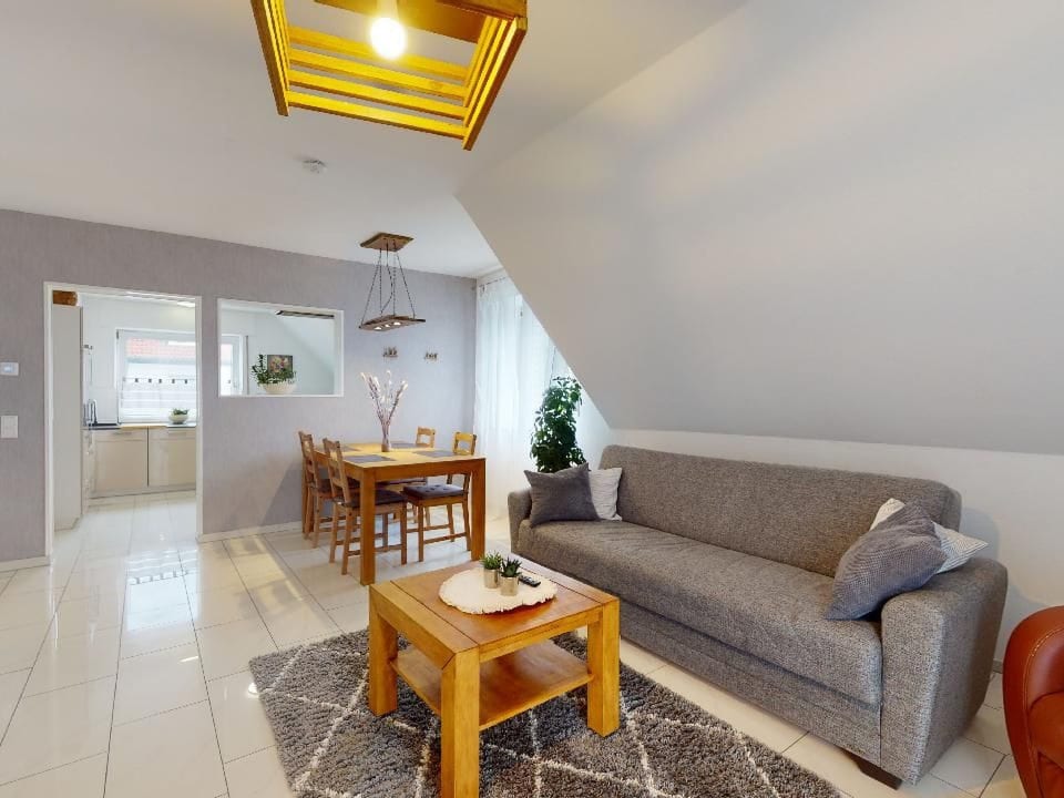 Helle Familienfreundliche Barrierefreie Wohnung - Bielefeld