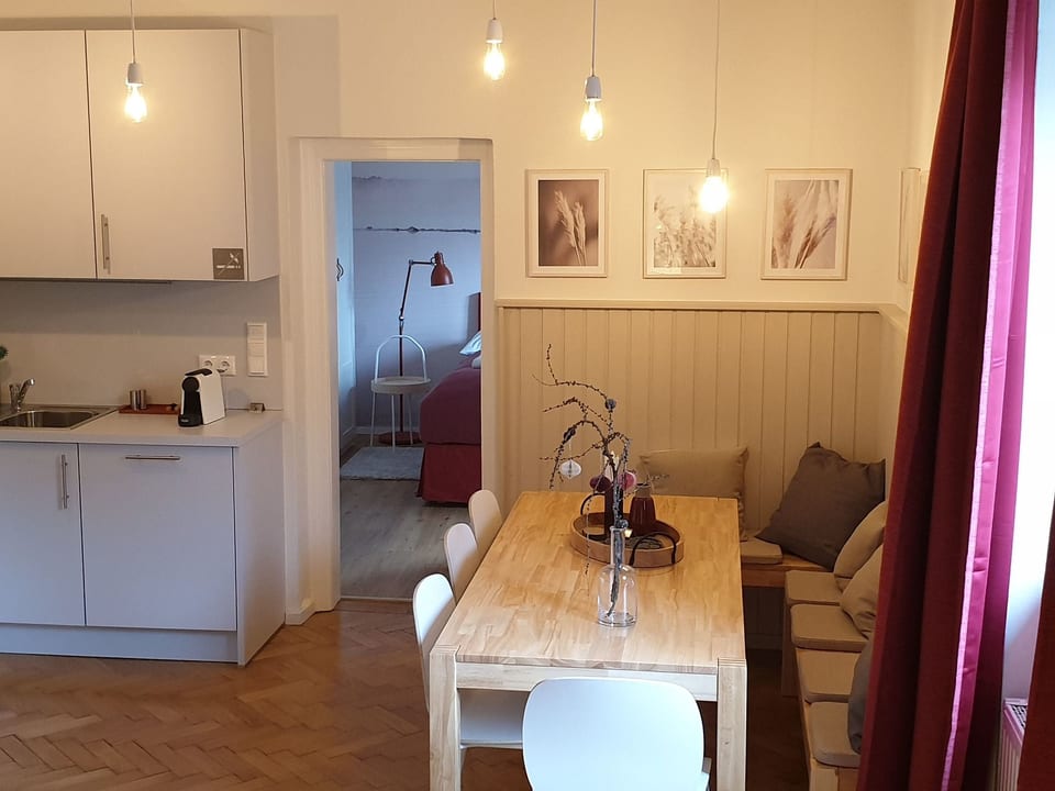 Gemütliche Wohnung in Geidorf mit Garten, Grazer Dom in der Nähe - Graz