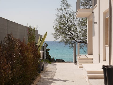 Luxuriöse Strandvilla am Strand in Apulien