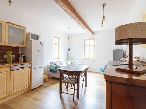 Komfortable Ferienwohnung in Paulinzella mit Großem Garten