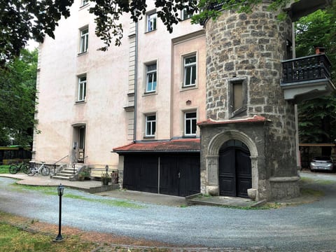 in Weimar mit Garten