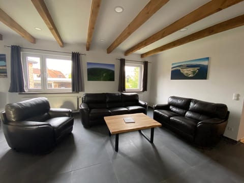 Gemütliche Ferienwohnung in Krina mit Grill und Garten