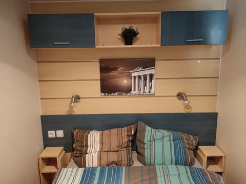 Smart Home Athen, Europapark, Rulantica ca. 15min