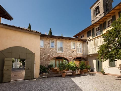 Loft in San Felice Del Benaco mit Terrasse