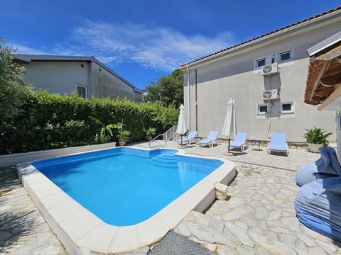 Wohnung "Mirko1" mit gemeinschaftlichem Pool