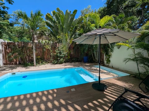 Luxuriöse 4-Schlafzimmer-Villa mit privatem Pool in Tulum