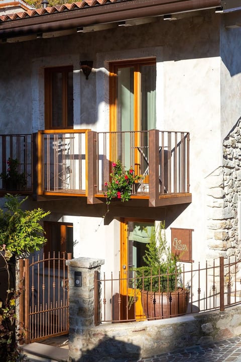Wohnung in Voltino mit Garten