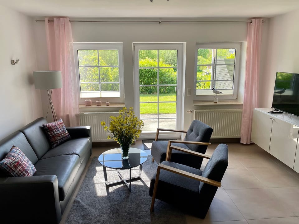 Moderne 2-Zimmer Ferienwohnung - Baabe