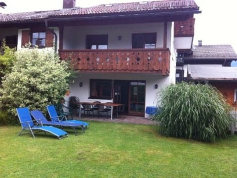 Tolles Ferienhaus in Garmisch-Partenkirchen mit Sonniger Terrasse