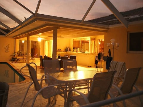 Wunderschönes Ferienhaus in Caloosahatchee mit Terrasse und Garten