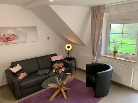 Appartement mit Balkon