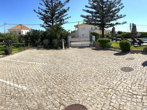 Casa da Horta CH14- Wohnung mit einem Schlafzimmer, Garten