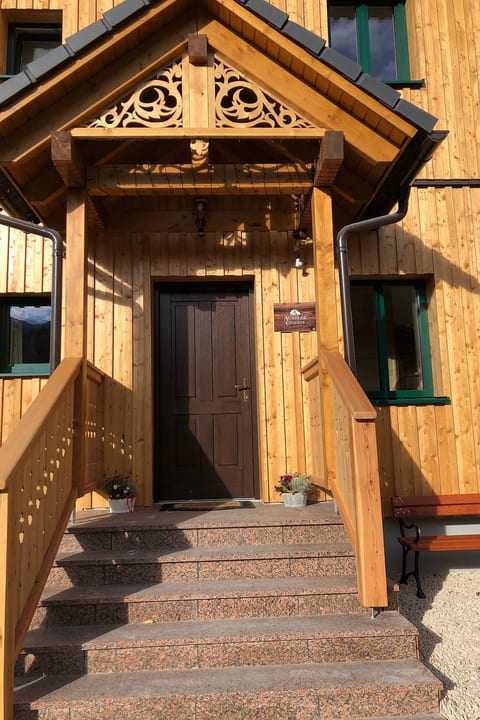 Tolle Wohnung in Bad Aussee mit Garten und Grill und Bergblick