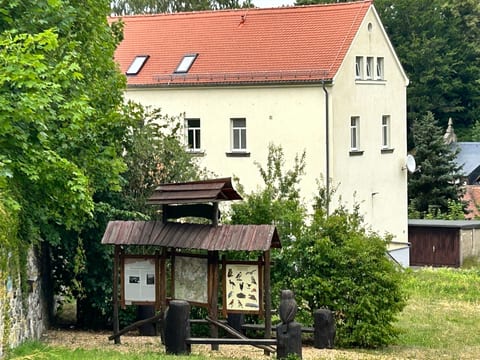 Residenz am Sonnenhübel - Studio Apartment Krabat