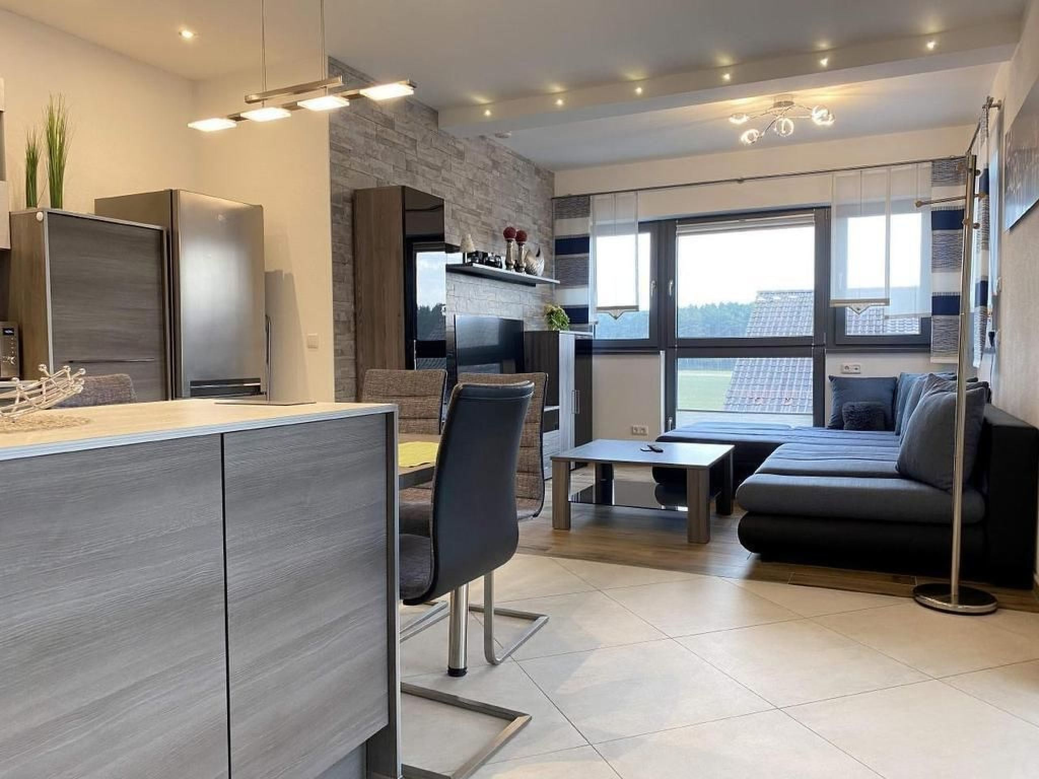 in Heselbach mit Grill, Whirlpool und Garten