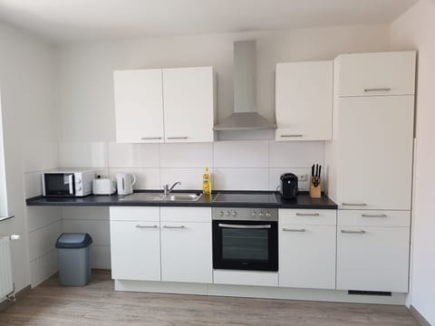 Kernsaniertes Apartment in ruhiger und zentraler Lage