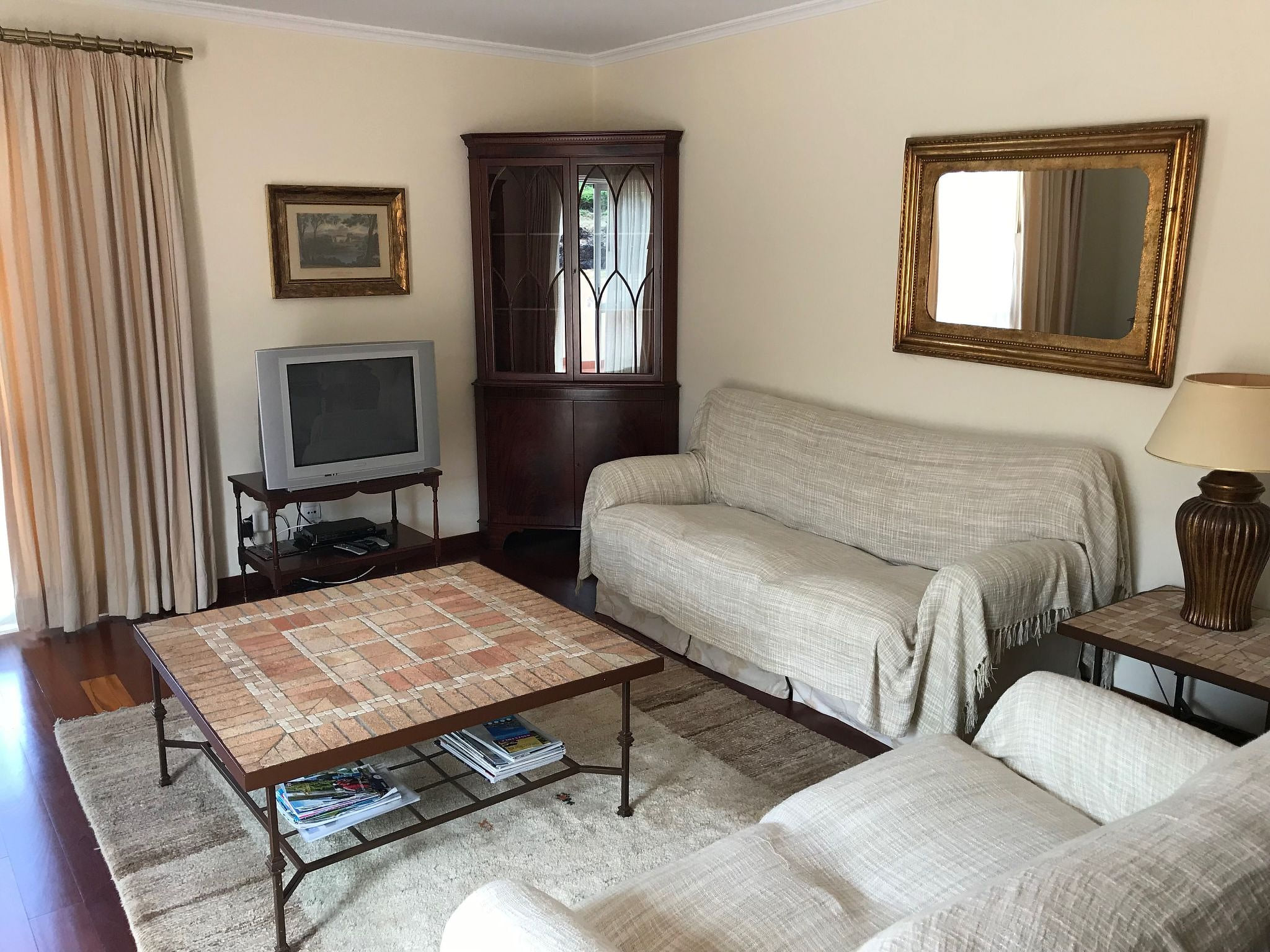 mit Blick auf das Wasser