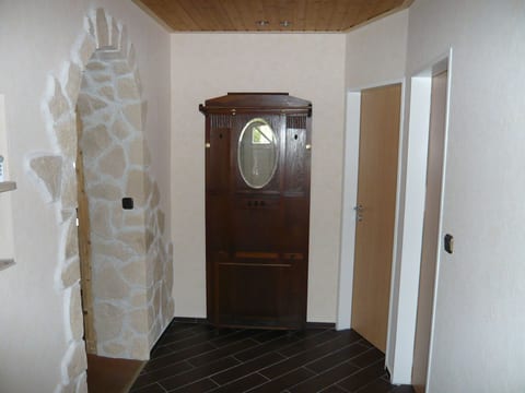 Elbufer 4B