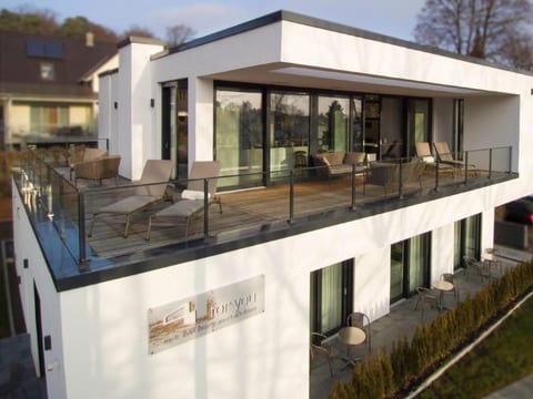 in Sellin mit Terrasse, Grill und Garten
