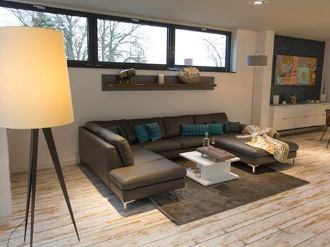 in Sellin mit Terrasse, Grill und Garten