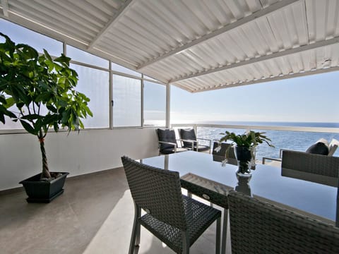 in Bocacangrejo mit Privatem Balkon