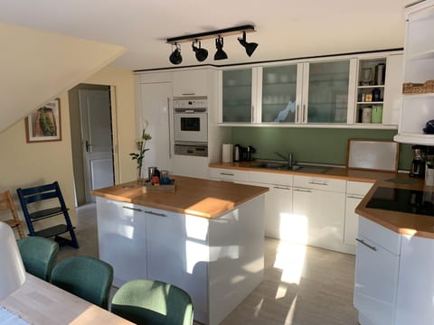 Große Ferienwohnung in Bleckede mit Großem Balkon