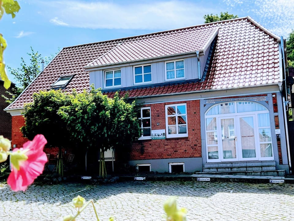 mit eigener Terrasse - Bad Segeberg