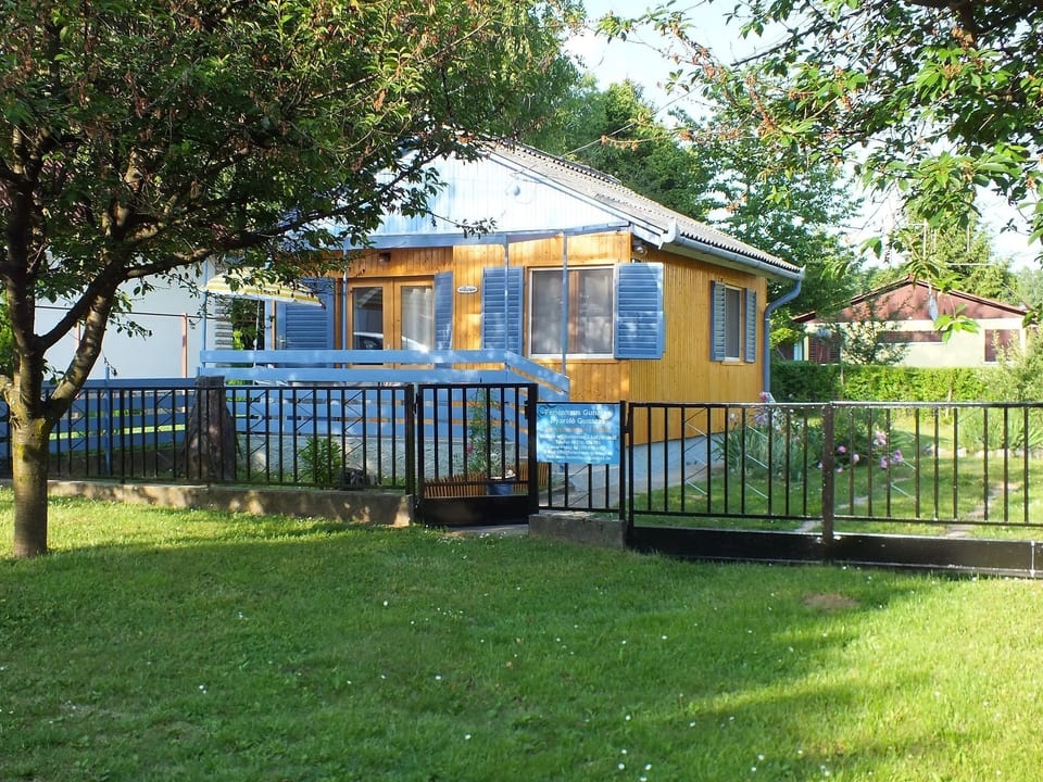 Freistehendes Ferienhaus beim Wellnessbad mit eingezäuntem Garten und Terrasse - Dombóvár District